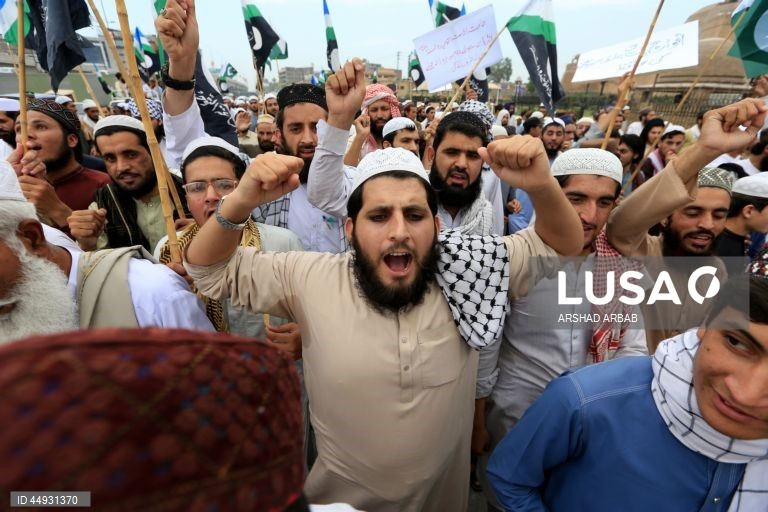 Paquistão: Manifestação anti-Índia em Peshawar