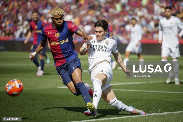 Futebol: Liga espanhola - FC Barcelona vs Real Madrid