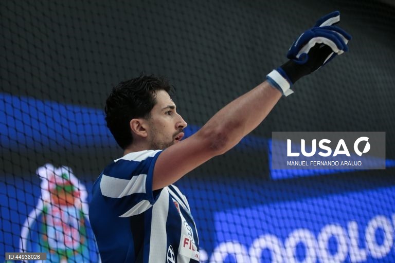 Hóquei em patins: Óquei de Barcelos vence o FC Porto e conquista a Liga dos Campeões 