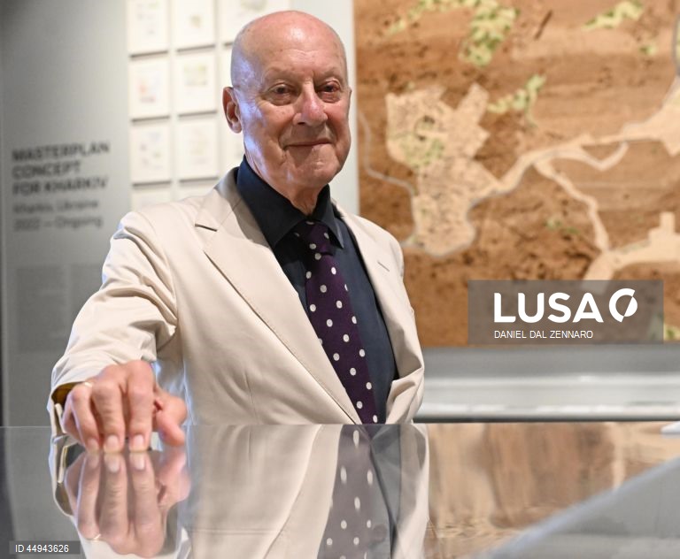 Itália: 24ª Exposição Internacional de Milão