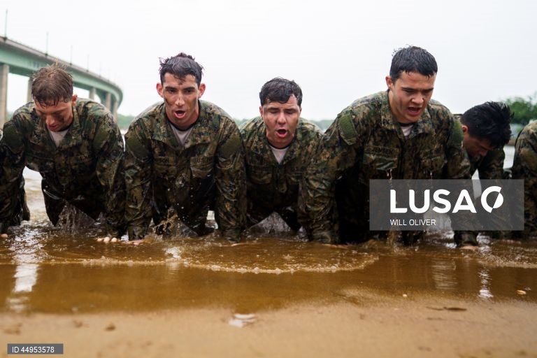 EUA: Exercícios da marinha em Maryland