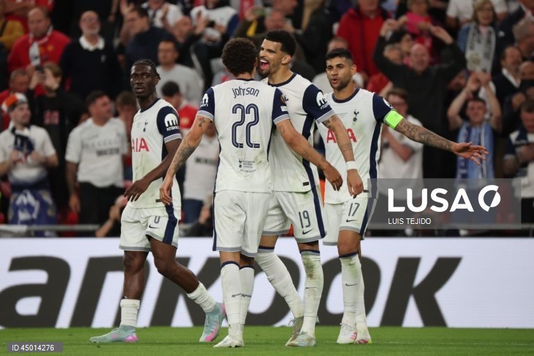 O Tottenham conquistou hoje a Liga Europa em futebol, o seu primeiro troféu desde 2007/08, ao bater na final o Manchester United, do treinador português Ruben Amorim, por 1-0, assegurando um lugar na ‘Champions’ 2025/26.
