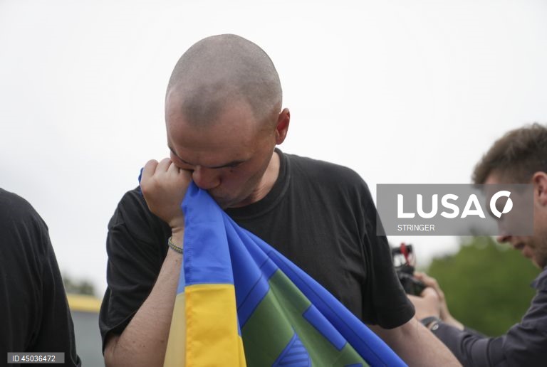 Ucrânia: Troca de prisioneiros entre a Rússia e a Ucrânia