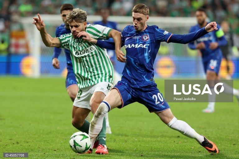 Futebol: Chelsea vence Betis e conquista a Liga Conferência 