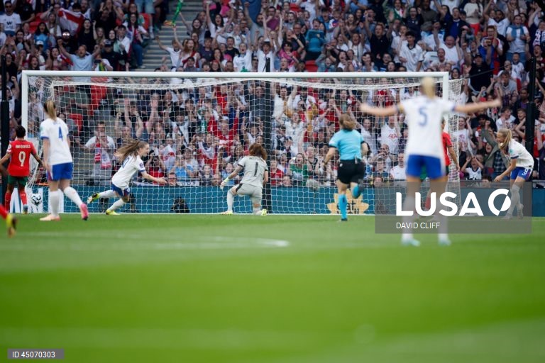 A seleção portuguesa feminina de futebol somou hoje a terceira derrota seguida na Liga das Nações, por culpa da entrada péssima em Wembley, diante da campeã europeia Inglaterra (6-0), que fez o que quis das portuguesas.