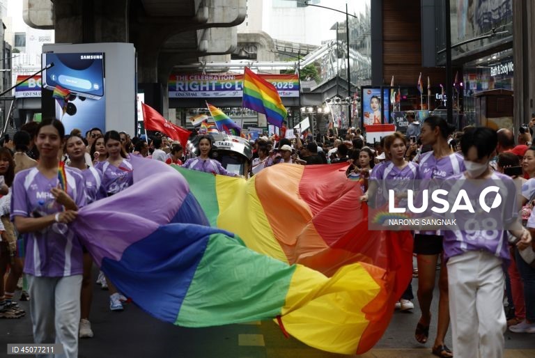 Parada do Orgulho de Banguecoque 2025 assinala o Mês do Orgulho