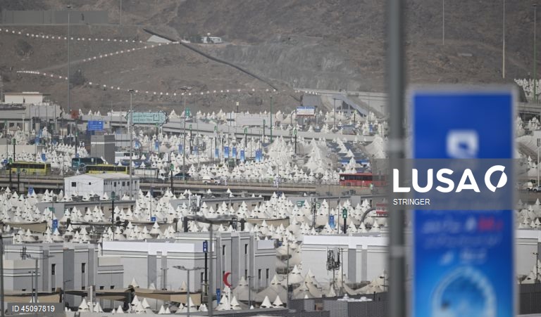 Arábia Saudita: Início da grande peregrinação anual muçulmana a Meca ('hajj')  