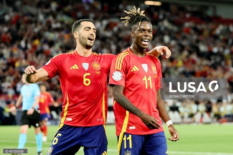 A detentora do título Espanha qualificou-se hoje para a final da quarta edição da Liga das Nações em futebol, marcando encontro para domingo com Portugal, ao vencer a França por 5-4, na segunda meia-final, em Estugarda, Alemanha.