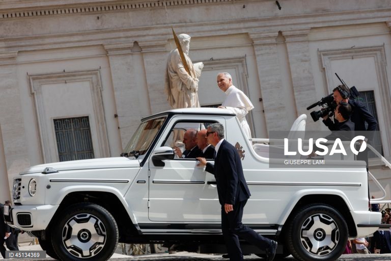 Roma: Audiência geral do Papa Leão XIV na Praça de São Pedro.