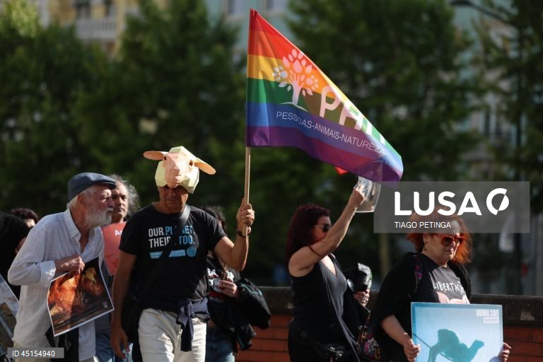 Marcha do Dia Internacional da Consciencialização contra o Transporte de Animais Vivos