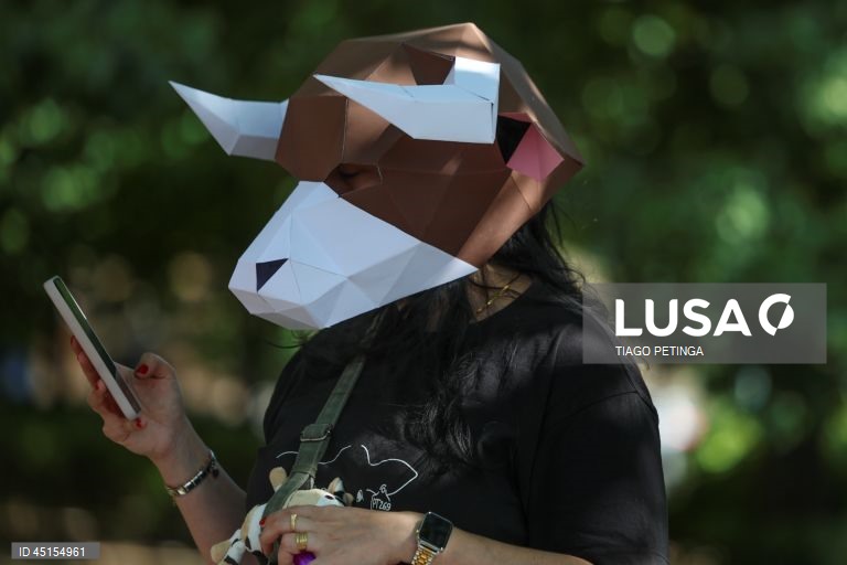 Marcha do Dia Internacional da Consciencialização contra o Transporte de Animais Vivos