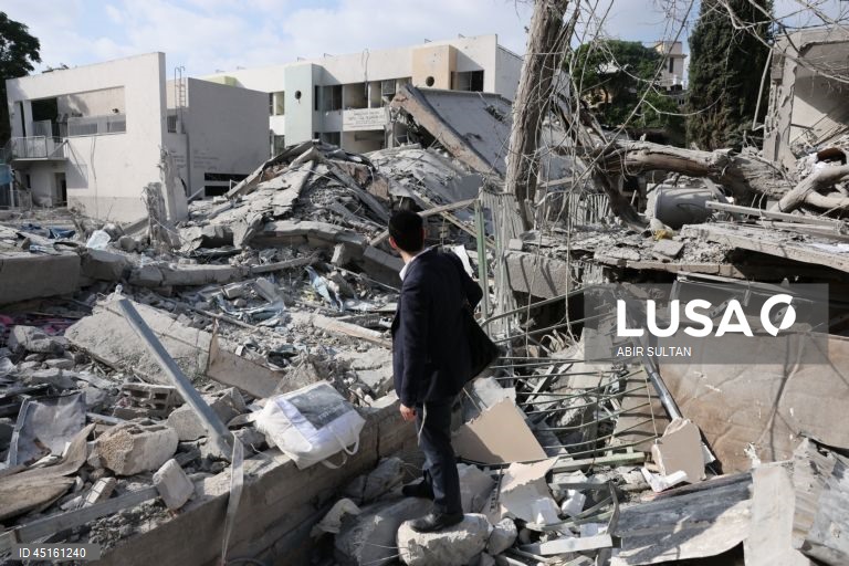 Israel: Edifícios destruidos pelos misseis iranianos