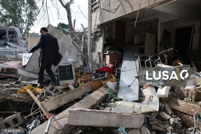 Israel: Edifícios destruidos pelos misseis iranianos