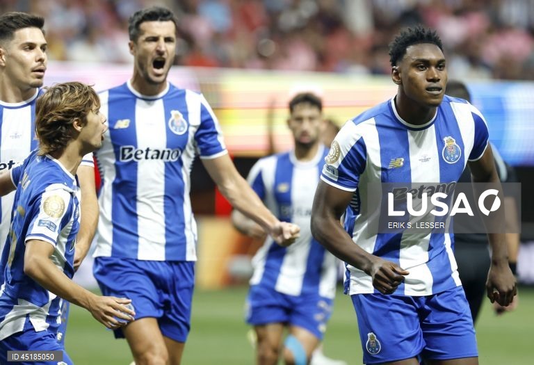  FC Porto complicou hoje o apuramento para os ‘oitavos’ do Mundial de clubes de futebol, ao perder por 2-1 com os norte-americanos do Inter Miami, na segunda jornada do Grupo A, em Atlanta, nos Estados Unidos.