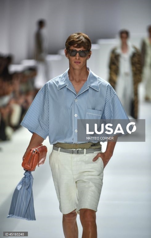 Milão: Desfile da moda Dolce & Gabbana