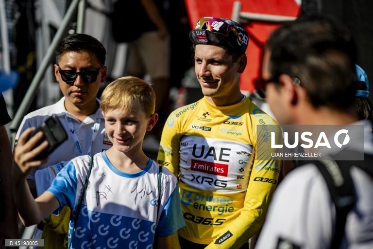 O ciclista português João Almeida (UAE Emirates) venceu hoje a Volta à Suíça, ao triunfar na oitava e última etapa em cronoescalada, em que anulou a diferença de 33 segundos para o então líder, o francês Kévin Vauquelin (Arkéa-B&B Hotels).