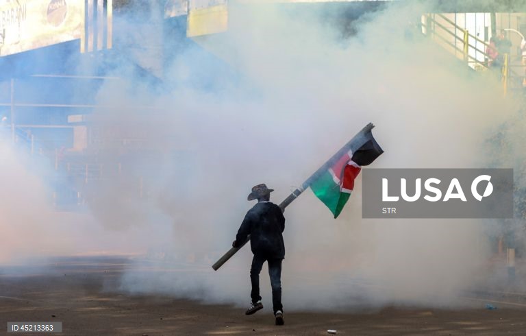 Quénia: Manifestação marca o aniversário do movimento de protesto da Geração Z em Nairobi