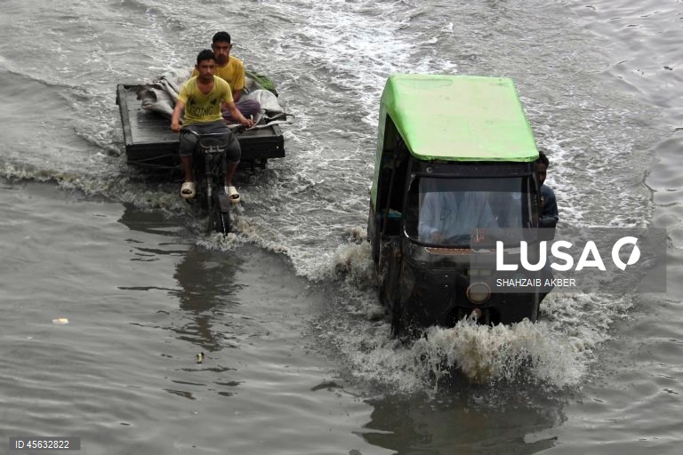 Paquistão: Cheias das monções