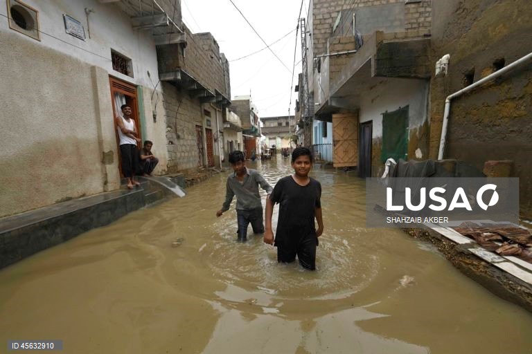 Paquistão: Cheias das monções