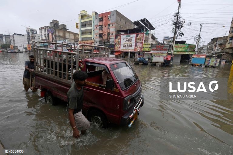Paquistão: Cheias das monções