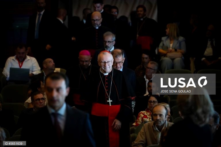 Secretário de Estado do Vaticano, Cardeal Pietro Parolin, durante a cerimónia de encerramento do compromisso do Jubileu com a cidade, na Fundação Calouste Gulbenkian, em Lisboa.