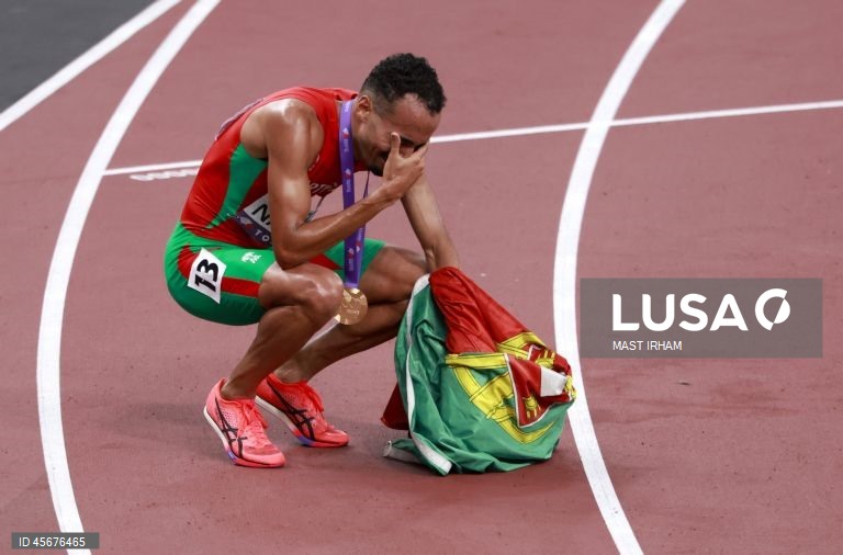 Japão/atletismo: Isaac Nader conquista a medalha de ouro nos 1500m