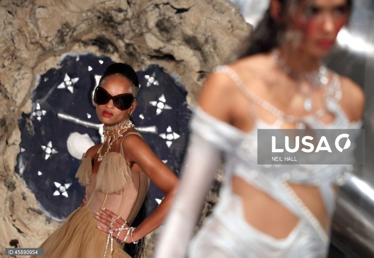 Semana da Moda de Londres - Di Petsa