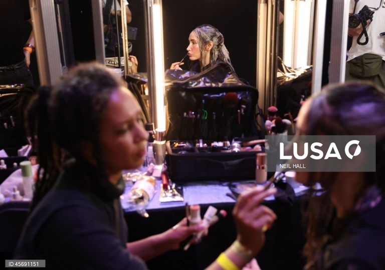 Semana da Moda de Londres - Di Petsa