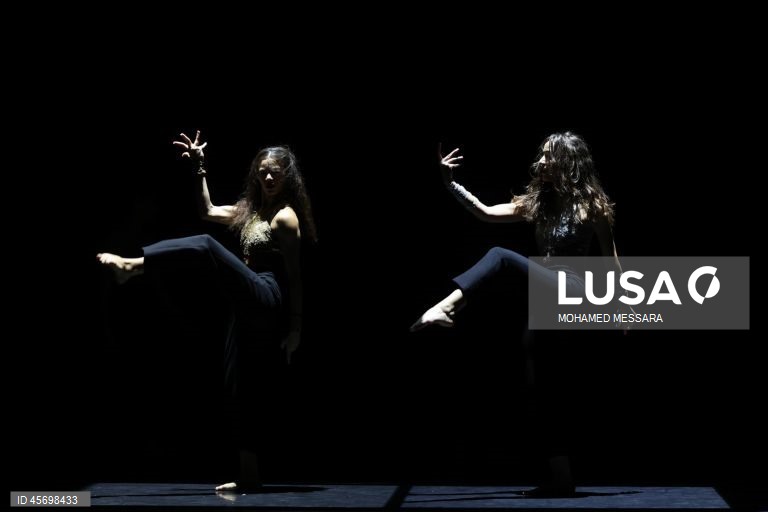 Tunísia: O espetáculo «Carmen danse» em Tunes