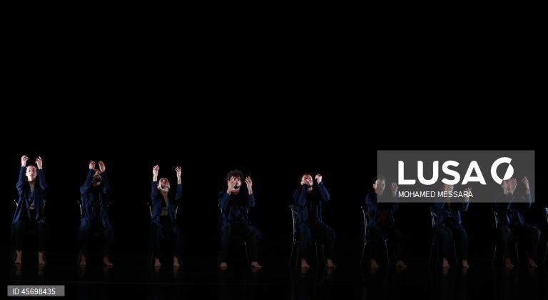 Tunísia: O espetáculo «Carmen danse» em Tunes