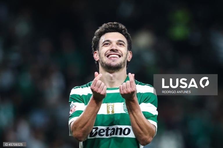 O campeão em título Sporting somou hoje o quinto triunfo em seis jogos na edição 2025/26 da I Liga portuguesa de futebol, ao vencer em casa o Moreirense por 3-0, no fecho da sexta jornada.