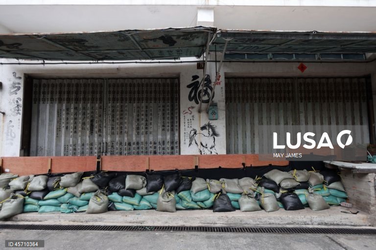 Supertufão Ragasa no norte das Filipinas