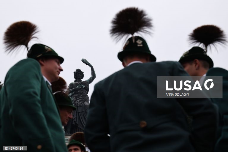 Munique: Concerto do Landlord na 190ª Oktoberfest 