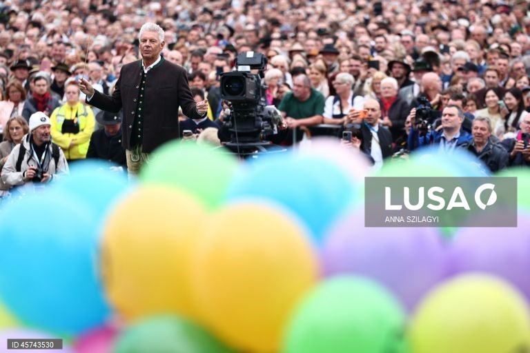 Munique: Concerto do Landlord na 190ª Oktoberfest 
