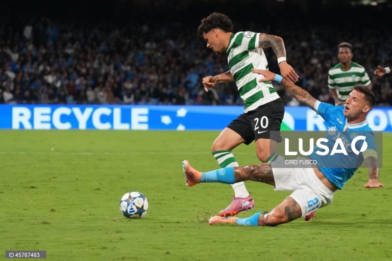O Sporting somou hoje a primeira derrota na fase de liga da Liga dos Campeões de futebol, ao perder por 2-1 na visita ao Nápoles, em jogo da segunda jornada disputado no Estádio Diego Armando Maradona, em Itália.