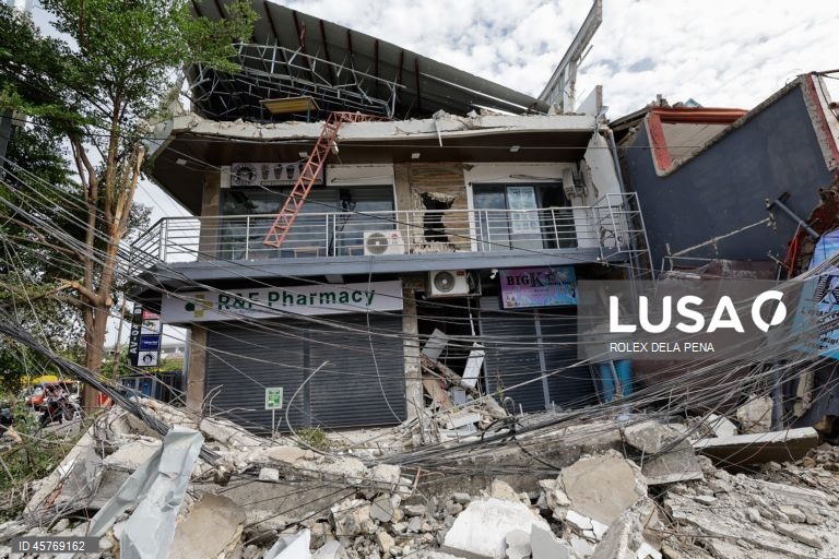 Filipinas: Rescaldo do terramoto na Ilha de Cebu