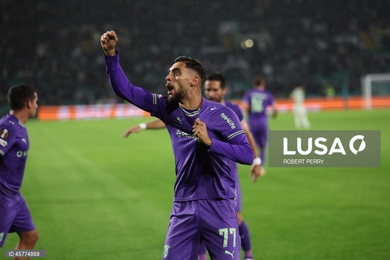 O Sporting de Braga venceu hoje o Celtic, por 2-0, em jogo da segunda jornada da fase de liga da Liga Europa de futebol, disputado em Glasgow.