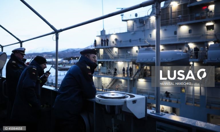 A Marinha alemã está a realizar o seu maior «Exercício de Lançamento de Mísseis (MFE)» anual em 30 anos, na costa da Noruega, no Mar do Norte. O exercício deste ano, denominado «Andoya», é realizado para permitir que as tripulações da Marinha, da Força Aérea e do Exército alemães treinem com sistemas e procedimentos de armas complexos em condições quase reais.