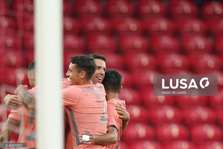 O FC Porto apurou-se hoje para a quarta eliminatória da Taça de Portugal de futebol, ao derrotar o Celoricense, do Campeonato de Portugal, por 4-0, com um ‘hat-trick’ de Samu, em jogo da terceira ronda.