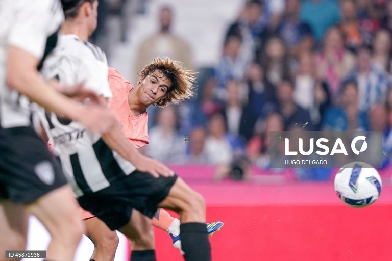 O FC Porto apurou-se hoje para a quarta eliminatória da Taça de Portugal de futebol, ao derrotar o Celoricense, do Campeonato de Portugal, por 4-0, com um ‘hat-trick’ de Samu, em jogo da terceira ronda.