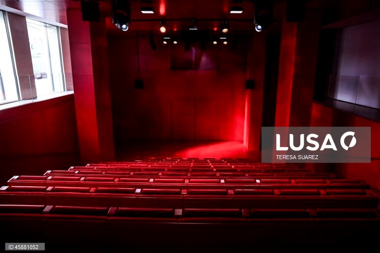 A Fundação Cartier inaugura novos espaços com a «Exposition Générale» em Paris