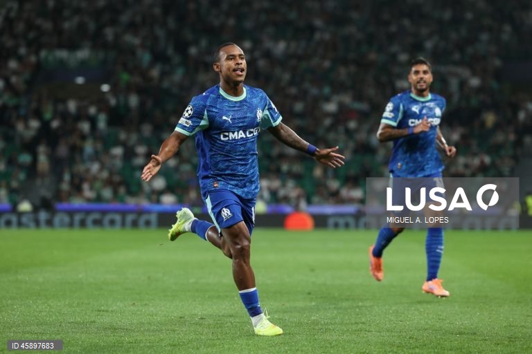 O Sporting venceu ao Marselha, por 2-1, na terceira jornada da fase de liga da Liga dos Campeões de futebol, numa partida em que os anfitriões deram a volta ao resultado com os franceses reduzidos a 10.
