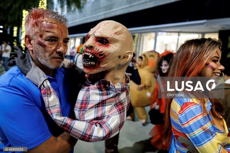 Festa de Halloween em Miami Beach 2025