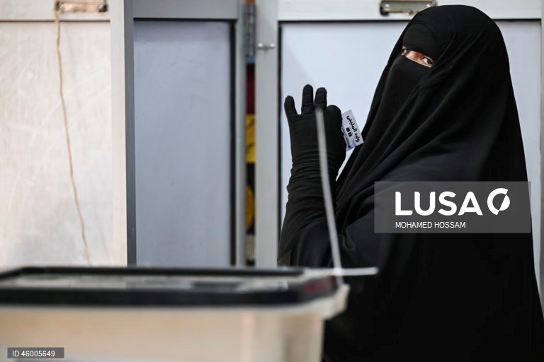 Egito: Primeira ronda das eleições parlamentares