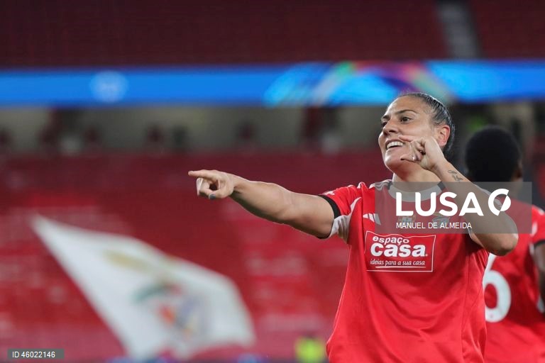 Futebol: Liga dos Campeões Feminina - Benfica vs Twente
