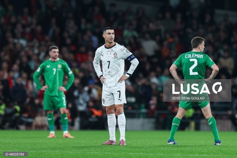 Futebol: Jogo de qualificação para o Mundial 2026 - República da Irlanda vs Portugal