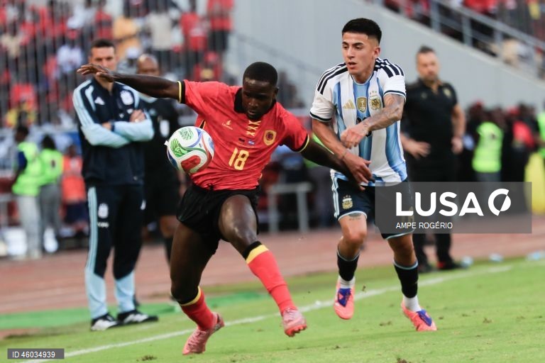 Futebol: Angola vs Argentina