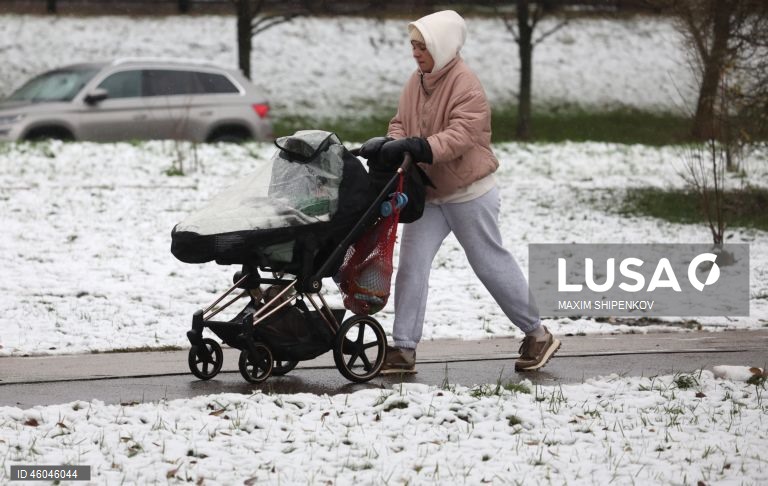 Rússia: Tempo chuvoso em Moscovo
