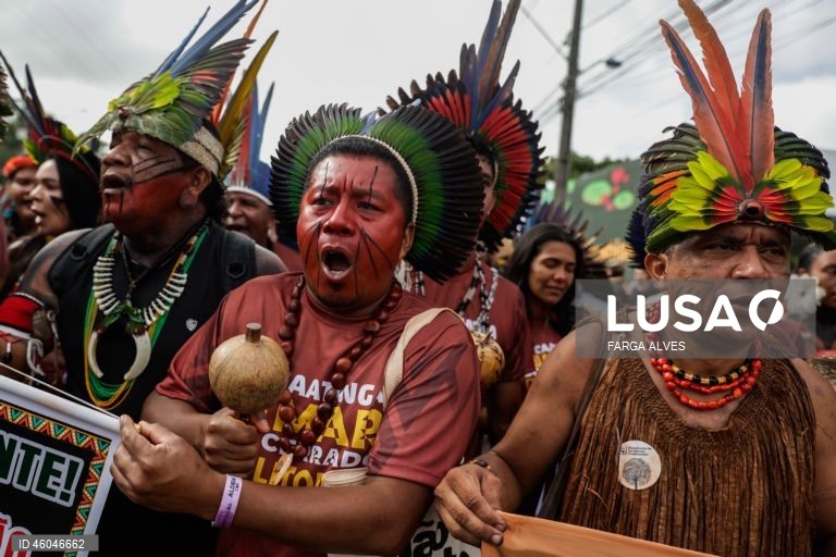 Brasil: Protesto de indígenas na COP30