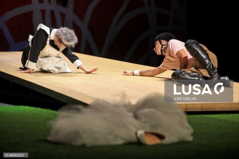 Teatro: Ensaio de imprensa da peça "Branca de Neve & Outros Dramalhetes"